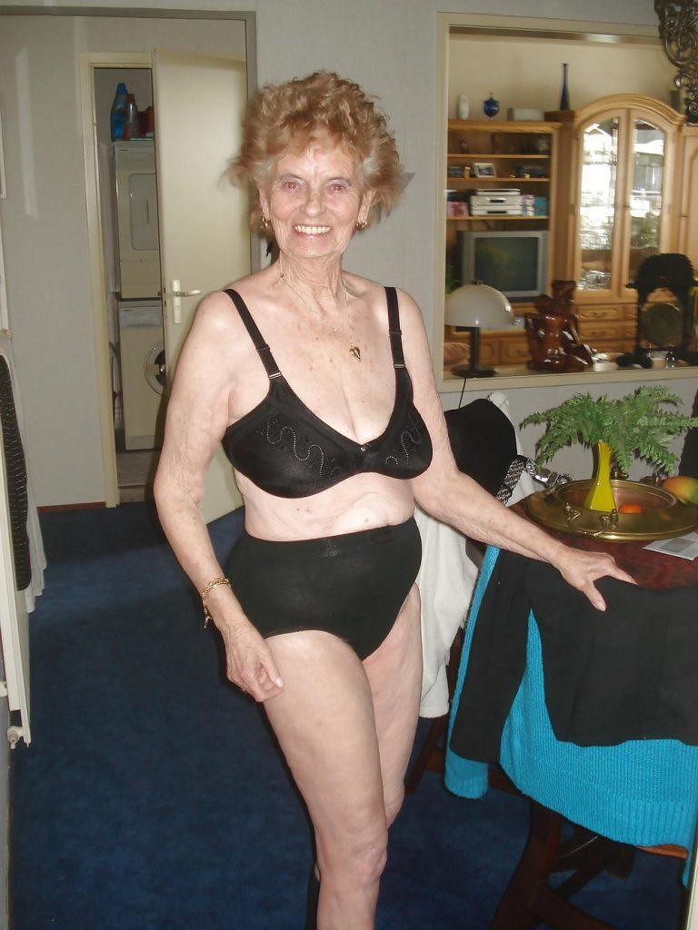 Göttin aus Wilhelmshaven, 76 Jahre alt